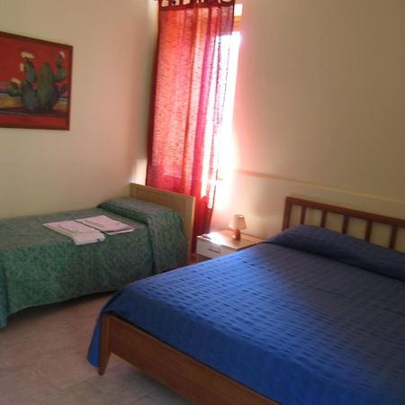 Torre Del Golfo Guest House Cropani Eksteriør bilde