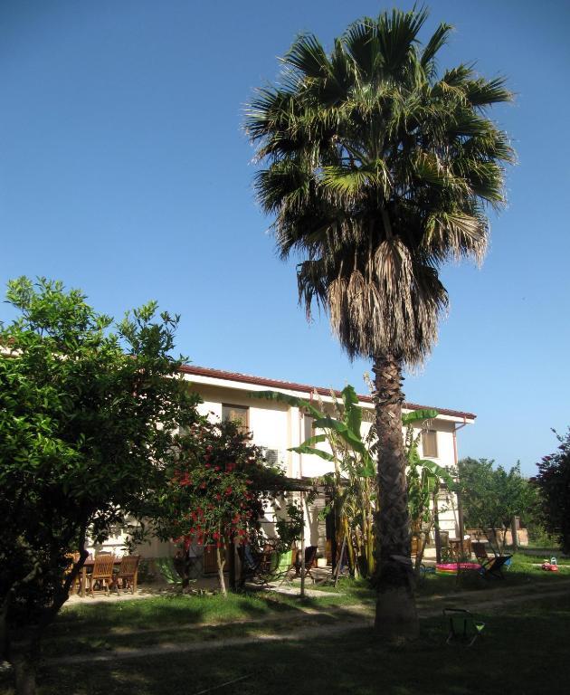 Torre Del Golfo Guest House Cropani Eksteriør bilde